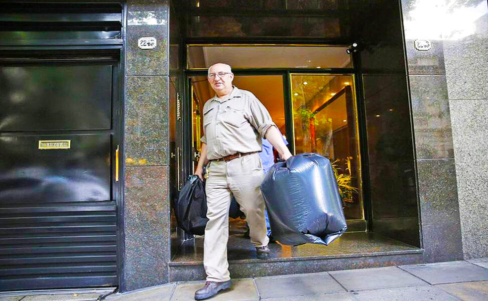 Necesitan CONSERJE para trabajar de Lunes a Viernes